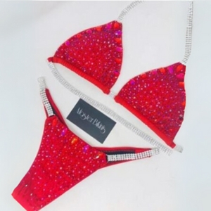 bikini-divas-frente (1)